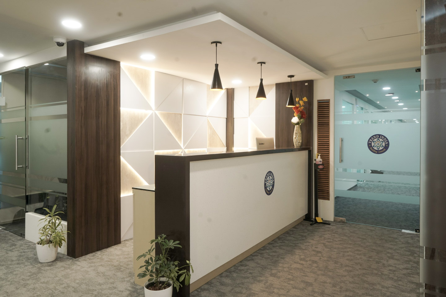 Trend Works full photo 4