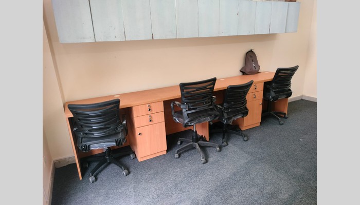 Plus One Lab full photo 3