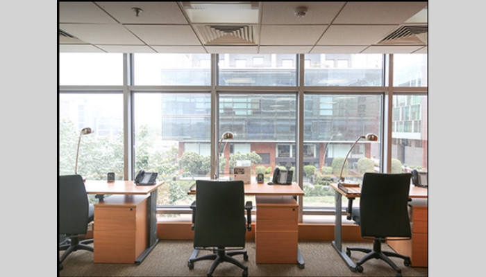 Regus full photo 4