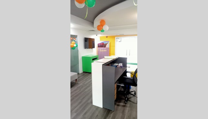 Work Square full photo 9