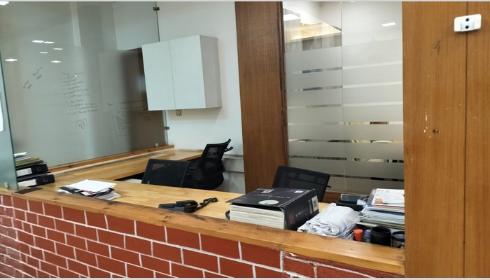 Acme House full photo 6