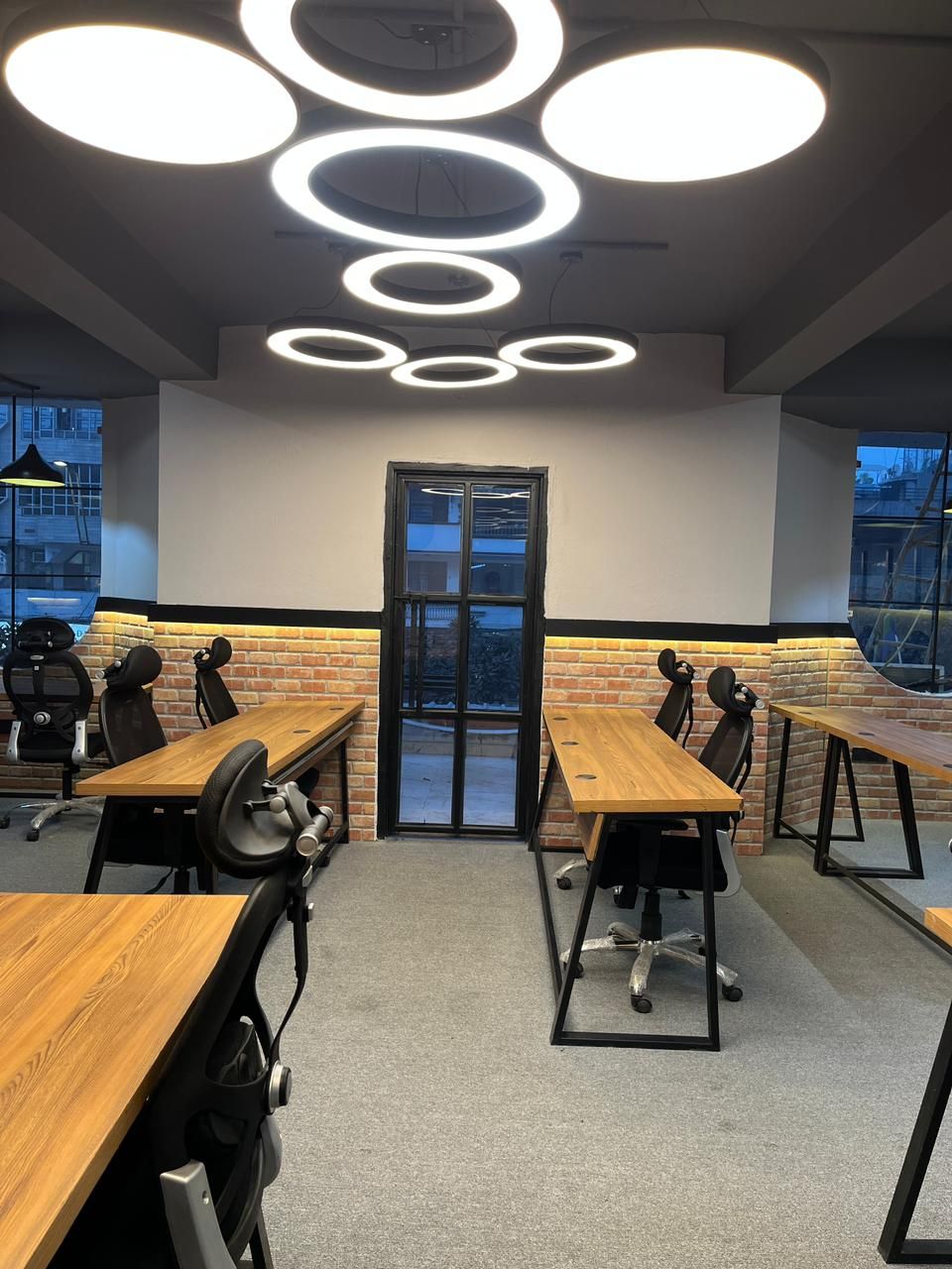 The Bright Vibes Coworking full photo 8