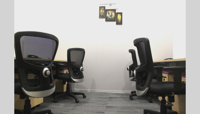 The Executive Zone full photo 8