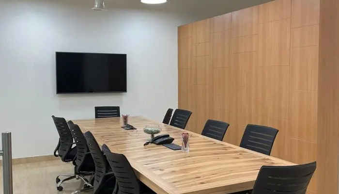Hub And Oak full photo 5