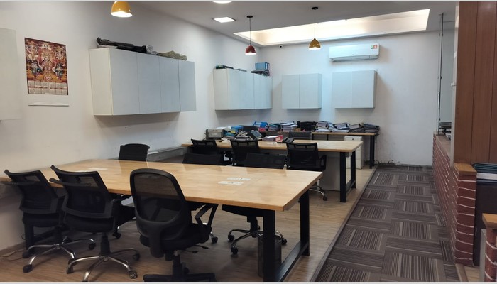 Acme House full photo 4