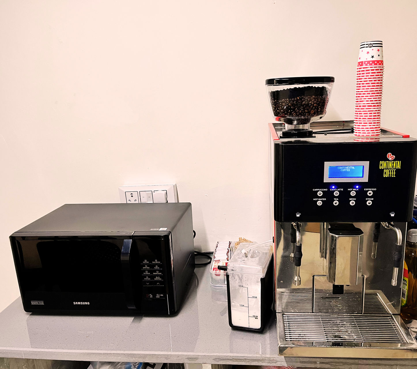 Hoblix Coworking Space full photo 4