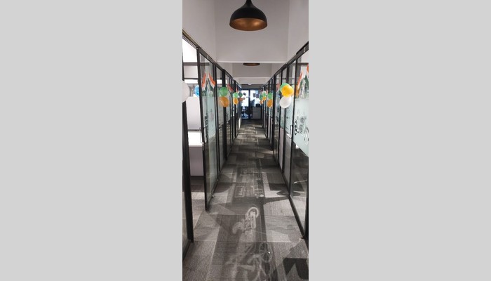 Workhub full photo 6