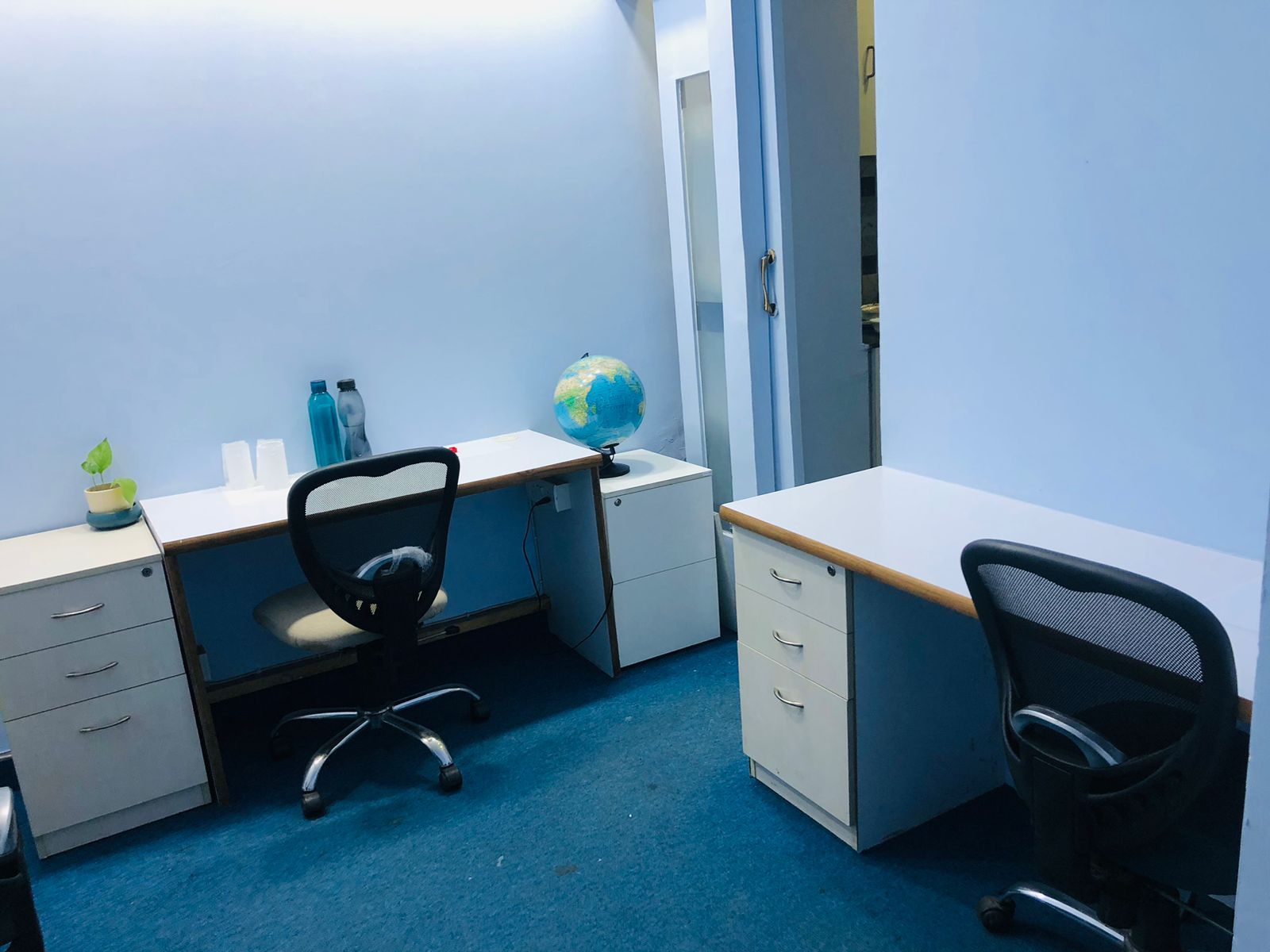 StartUp offices full photo 6