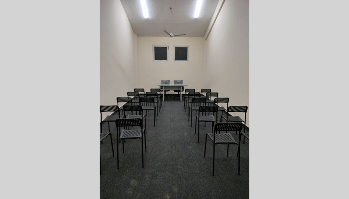 Plus One Lab full photo 6