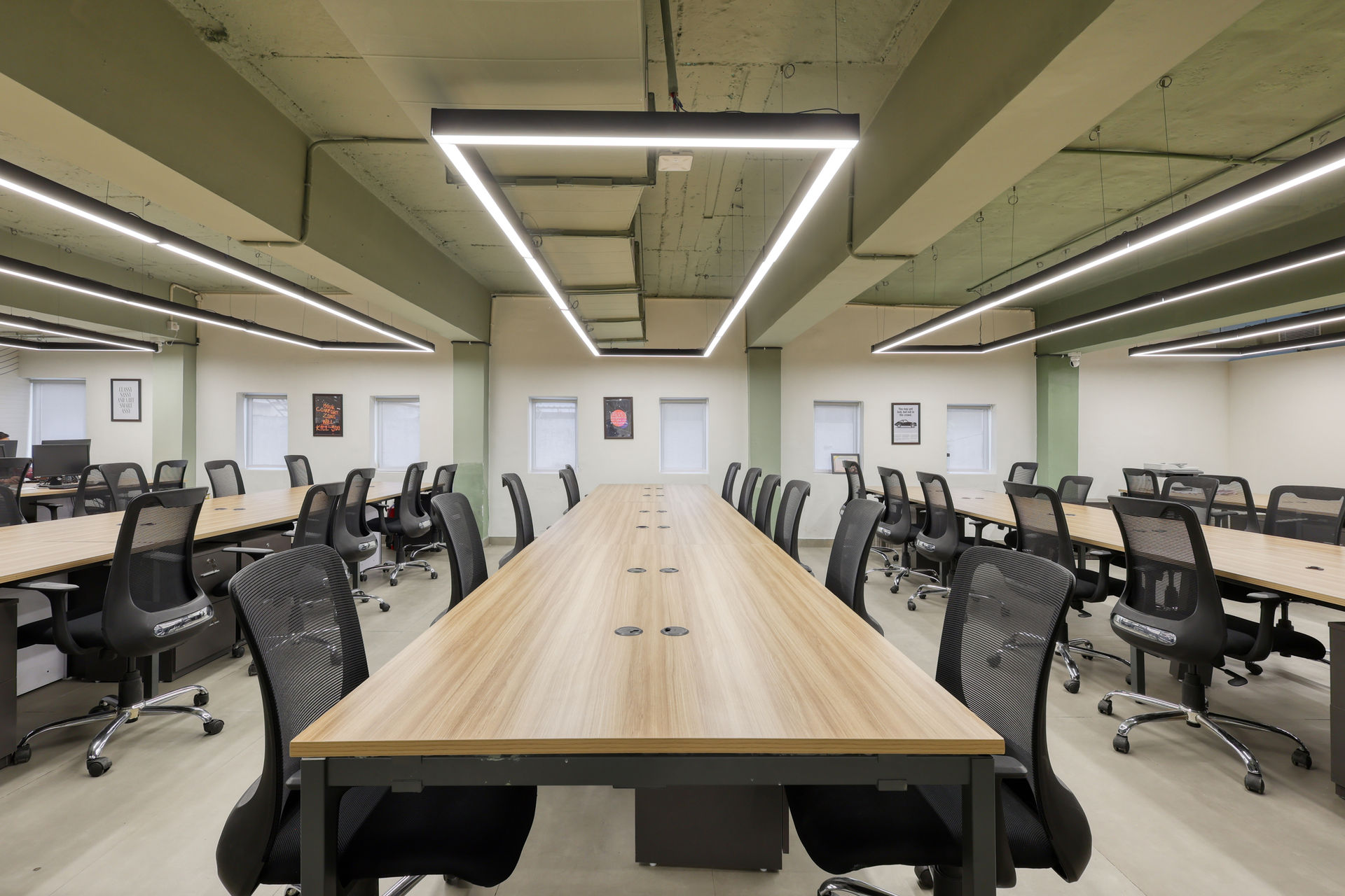 Onward Workspaces full photo 1