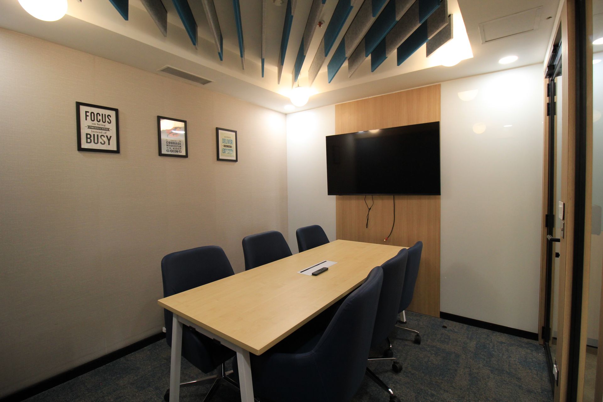 Onward Workspaces full photo 8