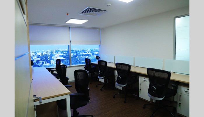 LAKSIS business zone full photo 8