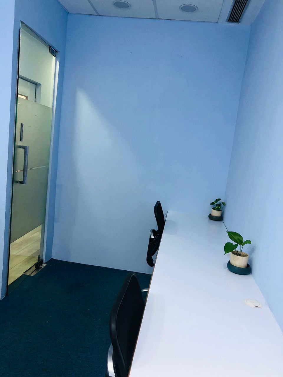 StartUp offices full photo 4