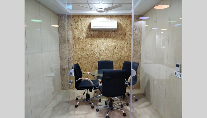 22 Workspace full photo 7