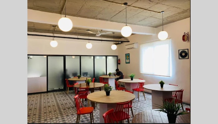 Workhub full photo 3