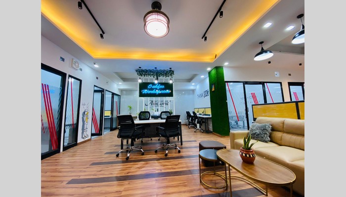Business Foster full photo 2