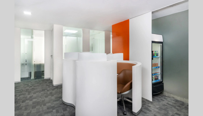 Regus full photo 6