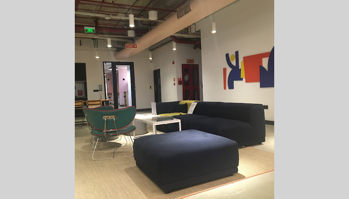 WeWork - Blue One Square full photo 3