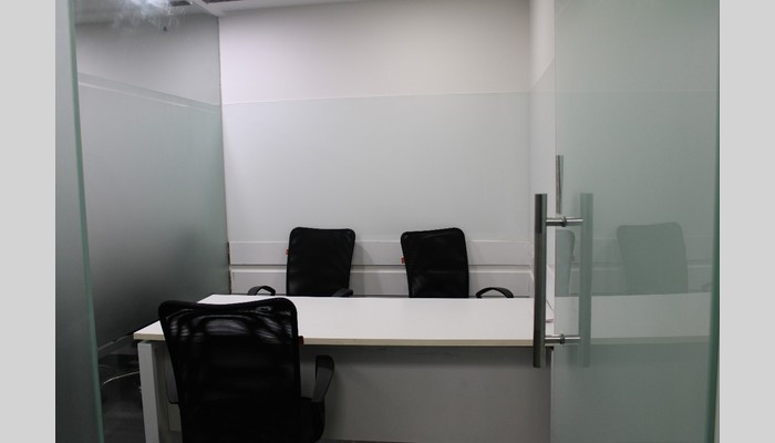 The Work Lounge full photo 3