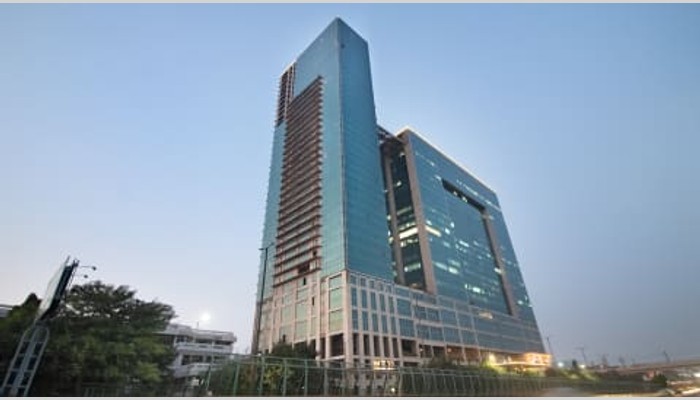 Regus full photo 3