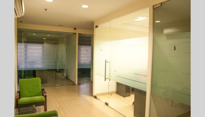 Re Office full photo 3