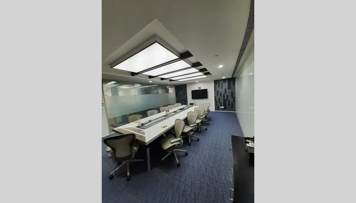 Executive Centre full photo 4