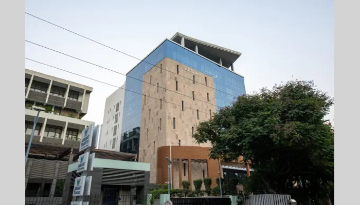 Regus full photo 5