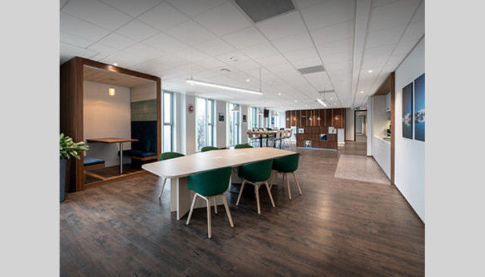 Regus full photo 3
