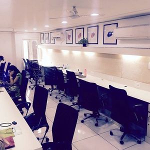 Hustle Cowork