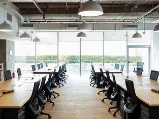 WeWork - Two Horizon Centre