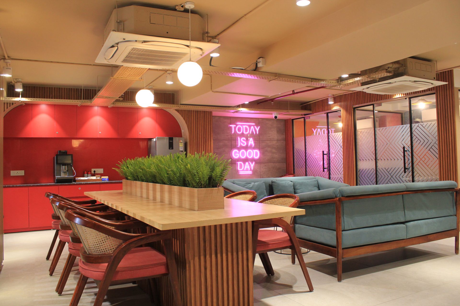 Onward Workspaces full photo 5