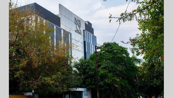 Re Office full photo 3
