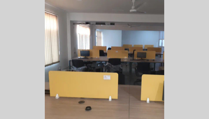 Office Venue full photo 8