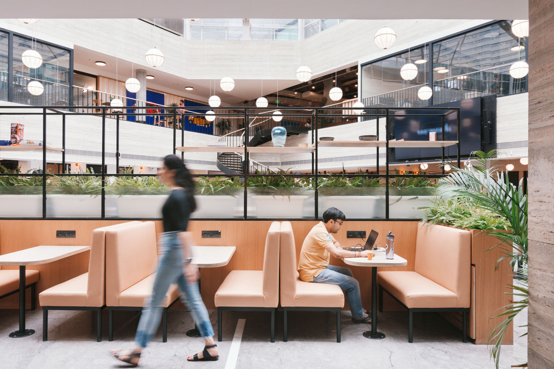 WeWork - Platina Tower full photo 9