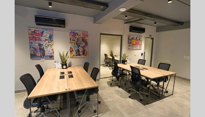 Desker Coworking full photo 8