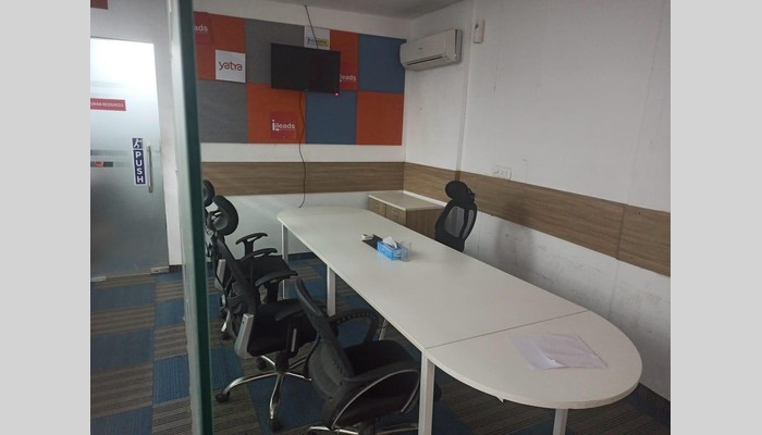 Officebing full photo 3