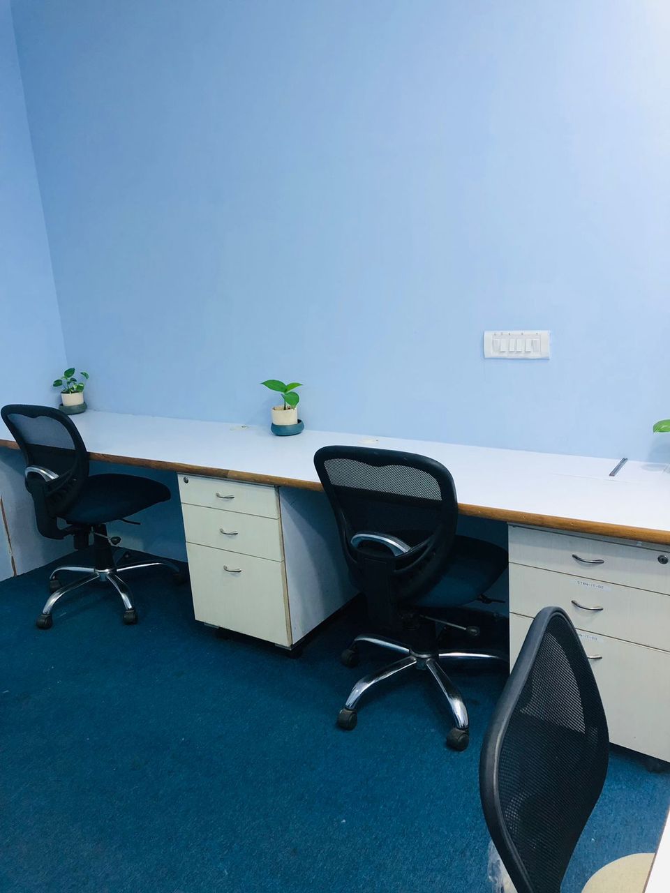 StartUp offices full photo 7