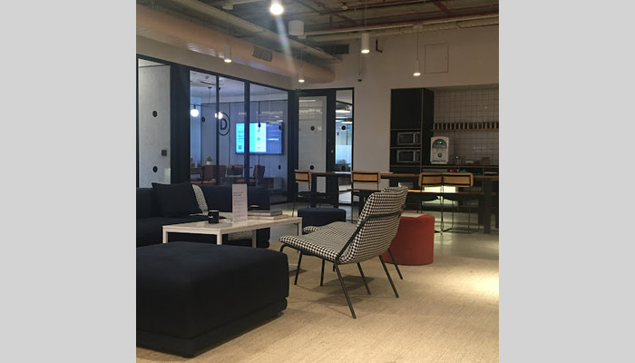 WeWork - Blue One Square full photo 4