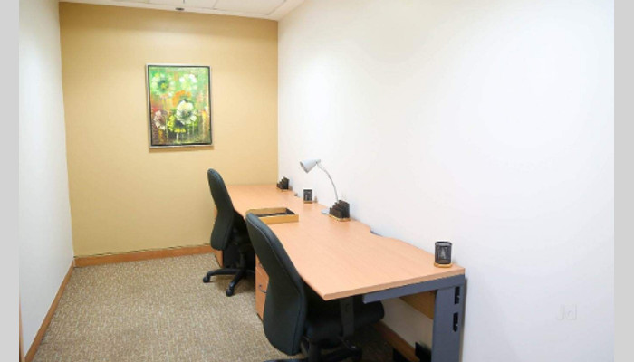Regus full photo 4