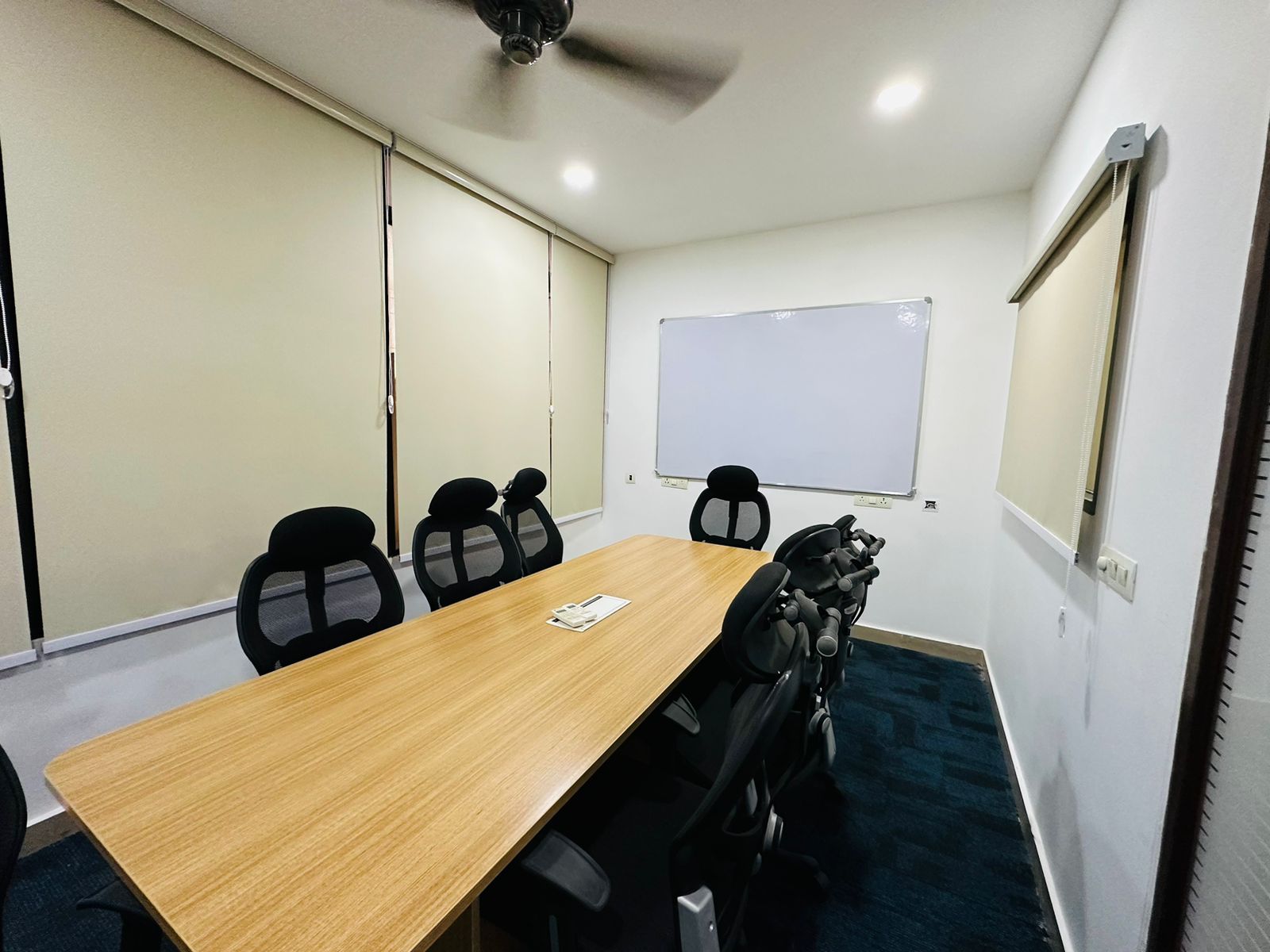 Launchdesks full photo 4