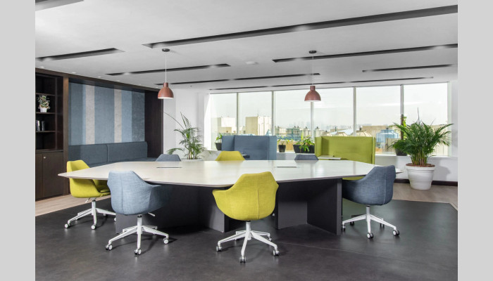Regus full photo 4
