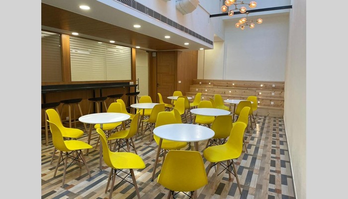 Hub And Oak full photo 8
