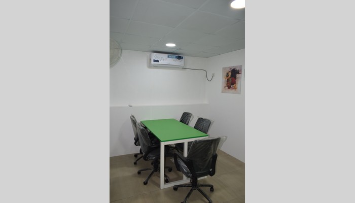WORKDESQ full photo 5