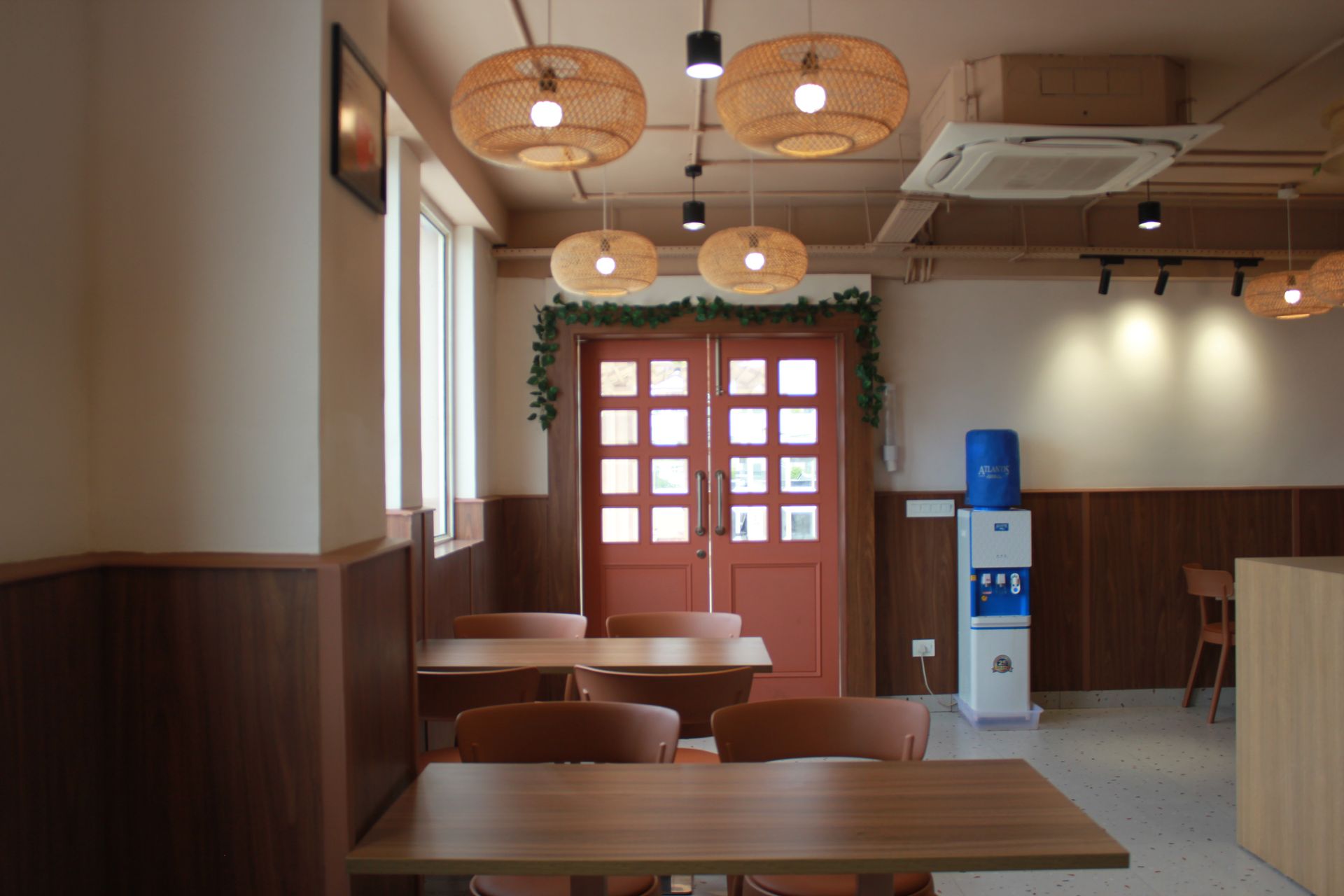 Onward Workspaces full photo 8