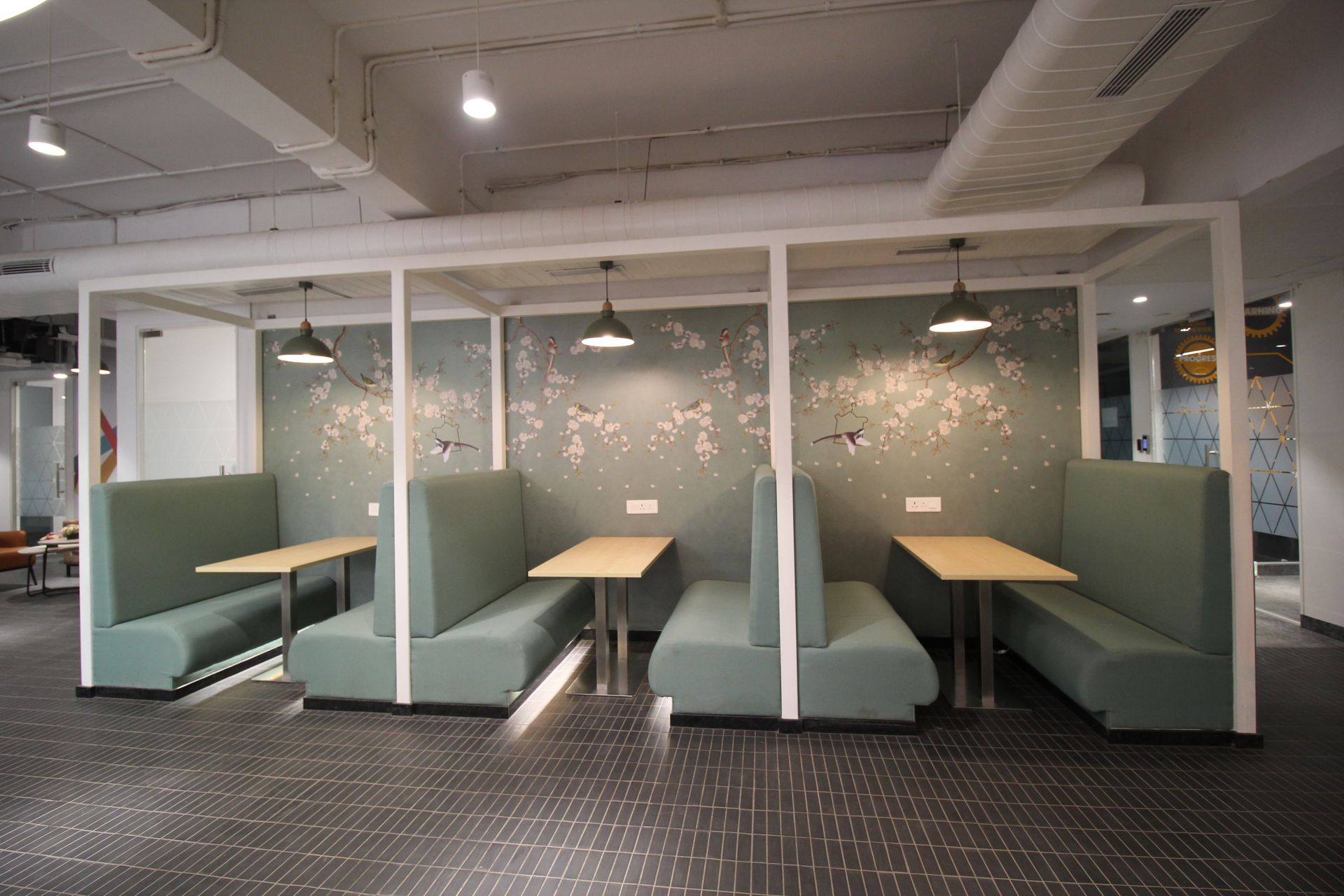 Onward Workspaces full photo 9