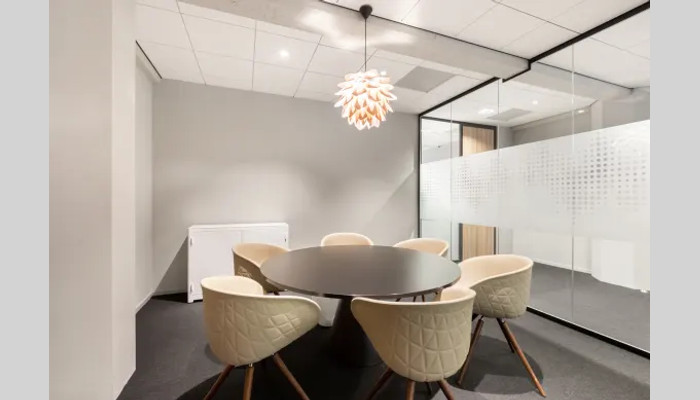 Regus full photo 3