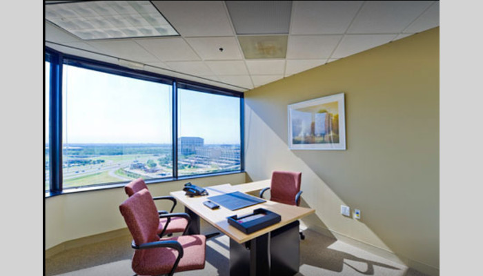 Regus full photo 4