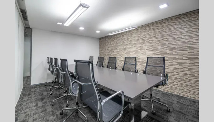 Regus full photo 8