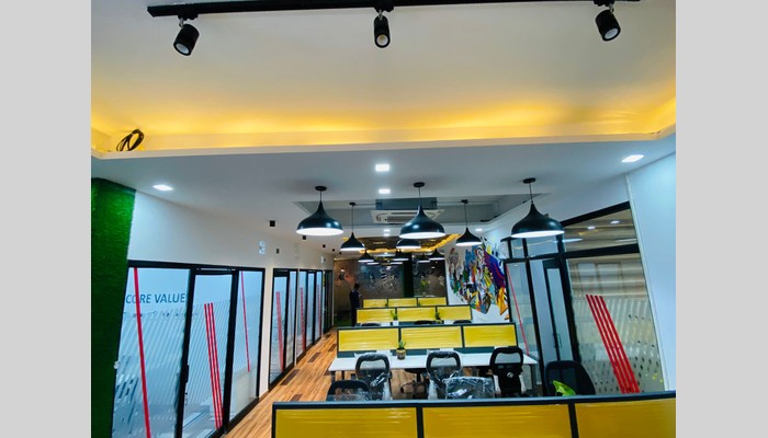 Business Foster full photo 8