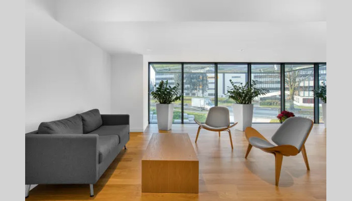 Regus full photo 8